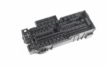 高精度注塑成型如何解決電動汽車零部件挑戰？